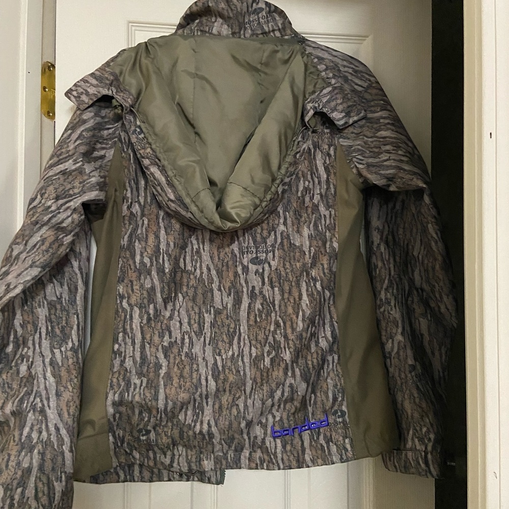 Banded Women’s Bottomland Camo Jacket